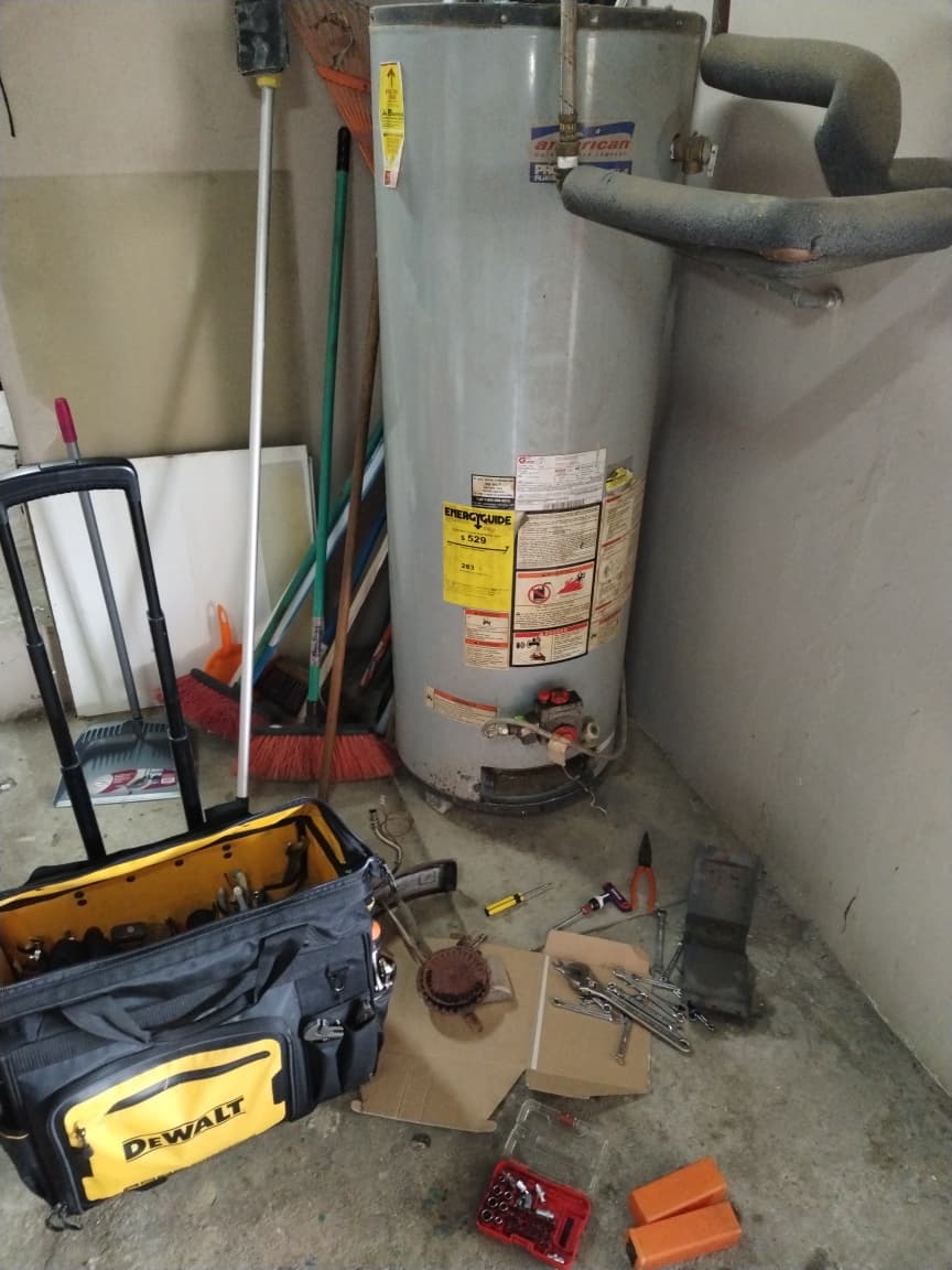 Calentador de agua industrial con herramientas de Servi-Estufa